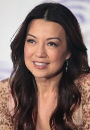 Ming-Na Wen